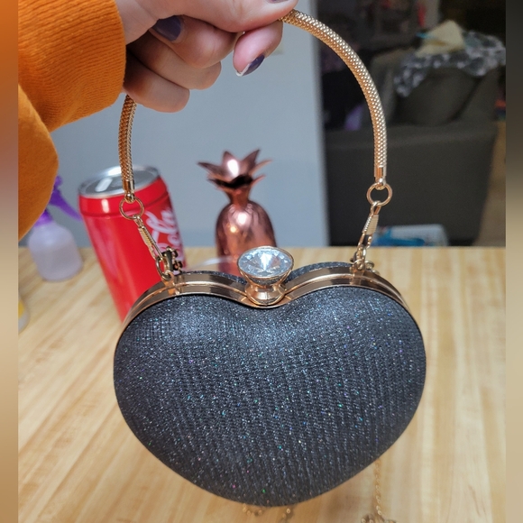 Sparkle Heart Crossbody Clutch in Black with Gold Chain - Picture 5 of 5